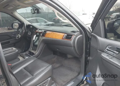 2013 Cadillac Escalade Esv Platinum Edition from USA, damaged, VIN 1GYS4KEF7DR262213